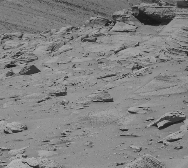 Sol 3866: Mast Camera (Mastcam)
