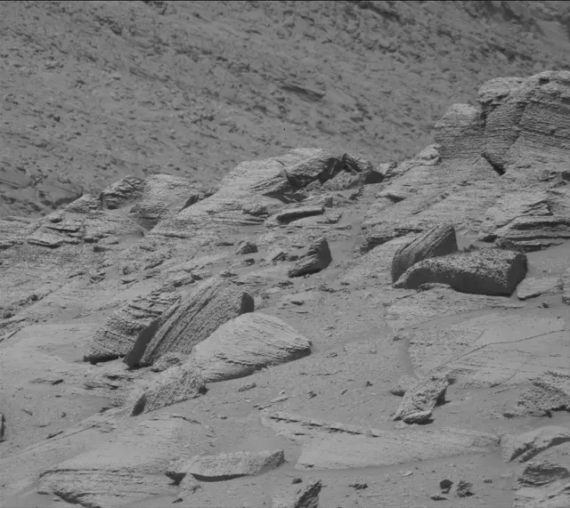 Sol 3866: Mast Camera (Mastcam)