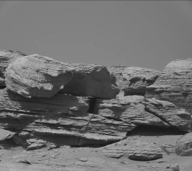 Sol 3866: Mast Camera (Mastcam)