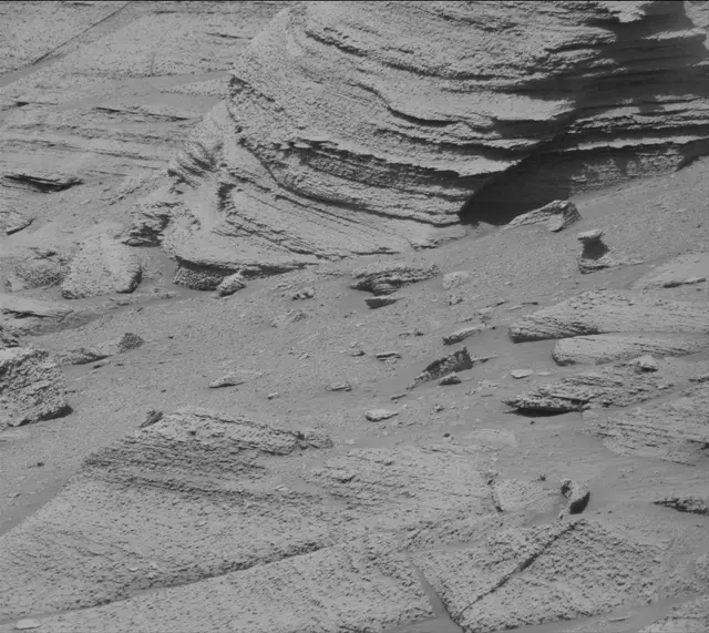 Sol 3866: Mast Camera (Mastcam)