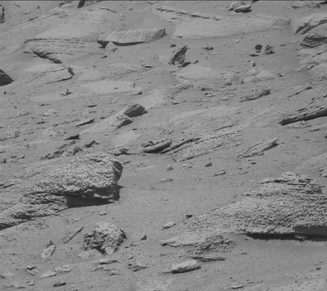 Sol 3866: Mast Camera (Mastcam)