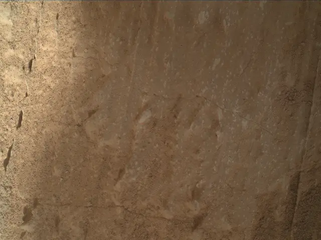 Sol 3866: Mars Hand Lens Imager (MAHLI)