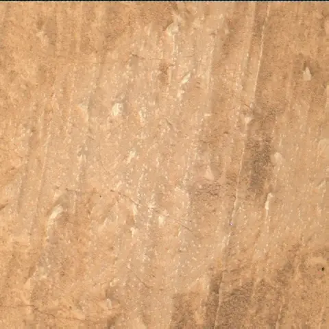 Sol 3866: Mars Hand Lens Imager (MAHLI)