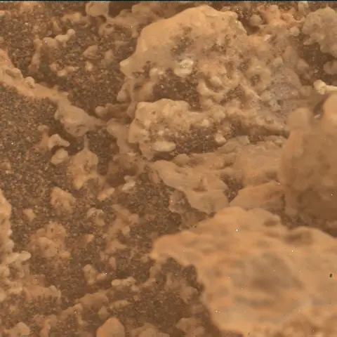 Sol 3866: Mars Hand Lens Imager (MAHLI)