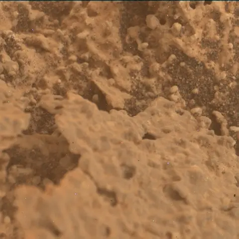 Sol 3866: Mars Hand Lens Imager (MAHLI)