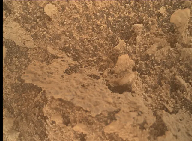 Sol 3866: Mars Hand Lens Imager (MAHLI)