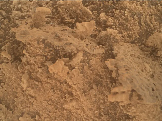Sol 3866: Mars Hand Lens Imager (MAHLI)
