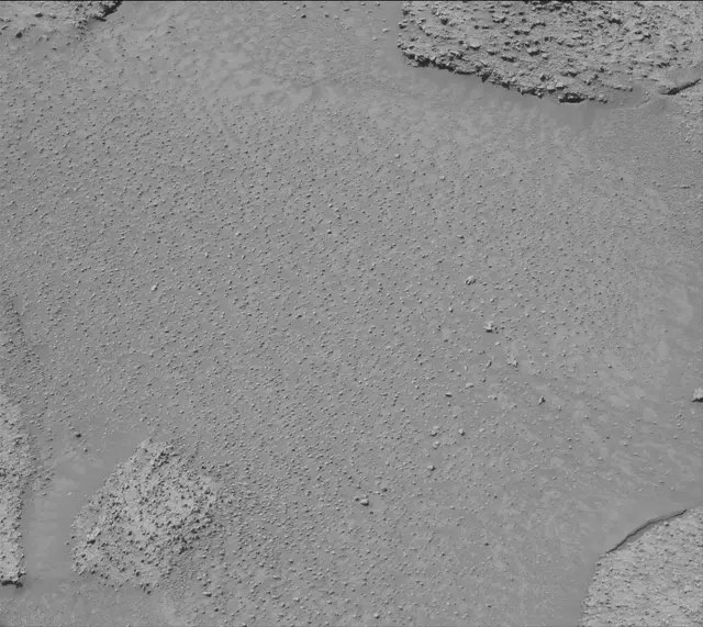 Sol 3867: Mast Camera (Mastcam)