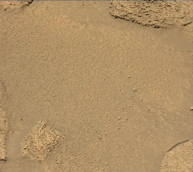 Sol 3867: Mast Camera (Mastcam)