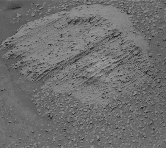 Sol 3867: Mast Camera (Mastcam)