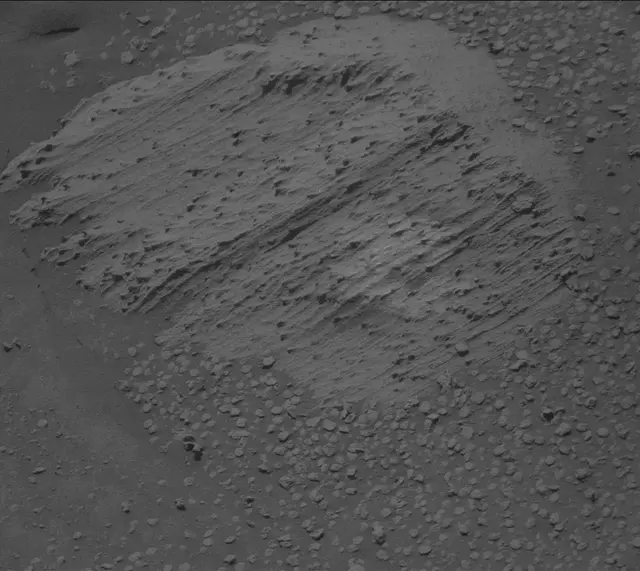 Sol 3867: Mast Camera (Mastcam)
