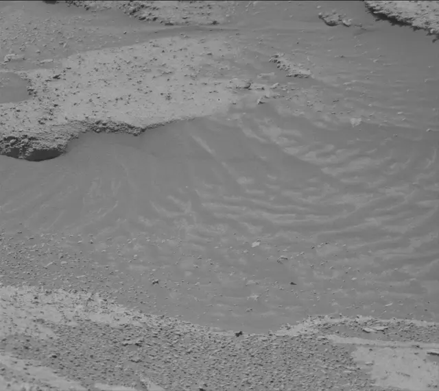 Sol 3867: Mast Camera (Mastcam)