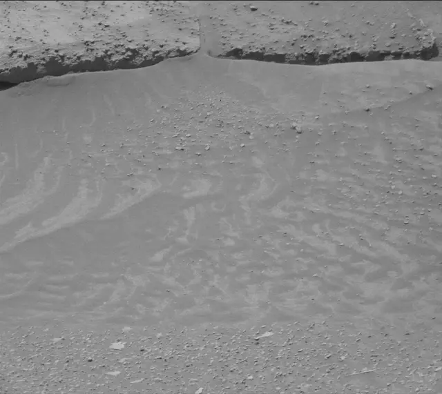Sol 3867: Mast Camera (Mastcam)