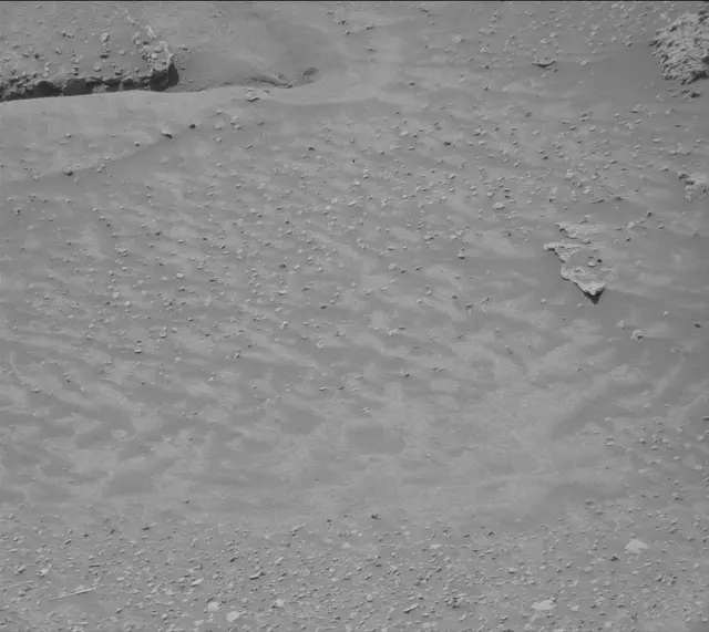 Sol 3867: Mast Camera (Mastcam)