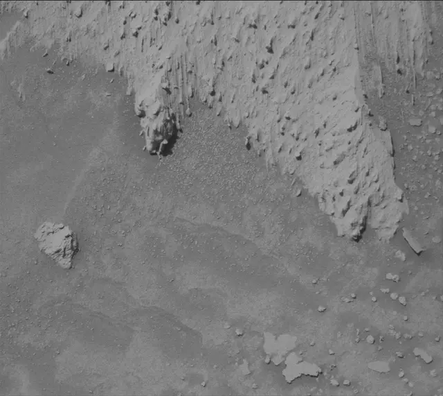 Sol 3867: Mast Camera (Mastcam)