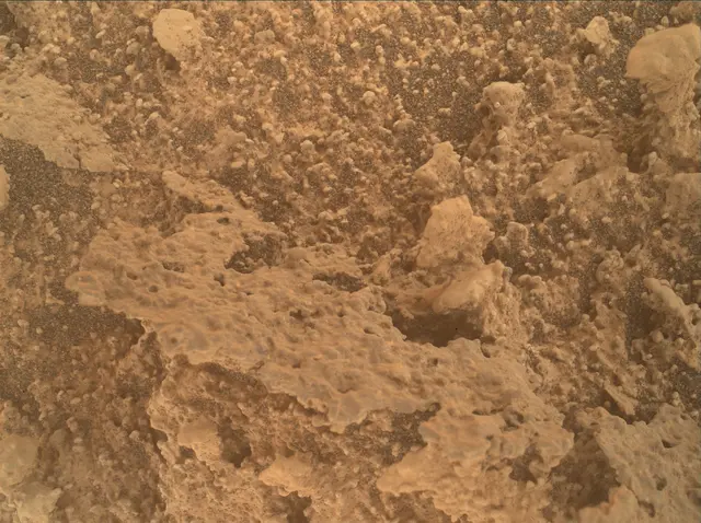 Sol 3867: Mars Hand Lens Imager (MAHLI)