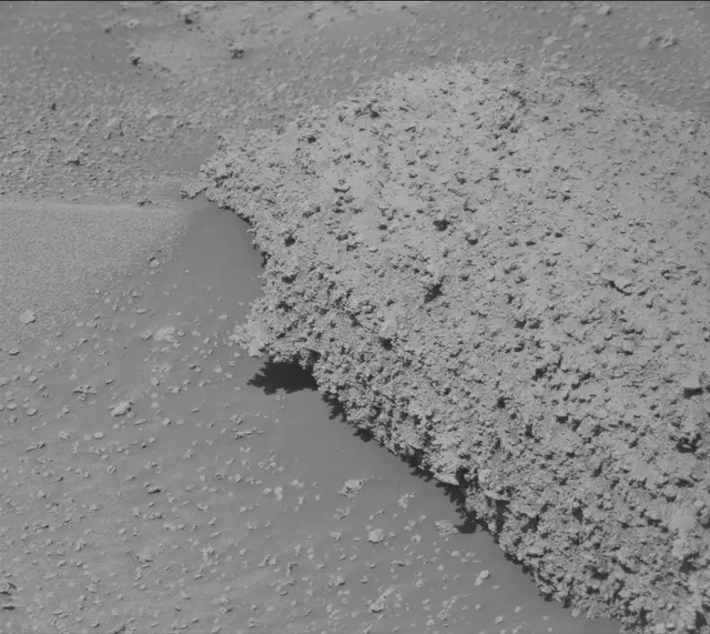 Sol 3868: Mast Camera (Mastcam)