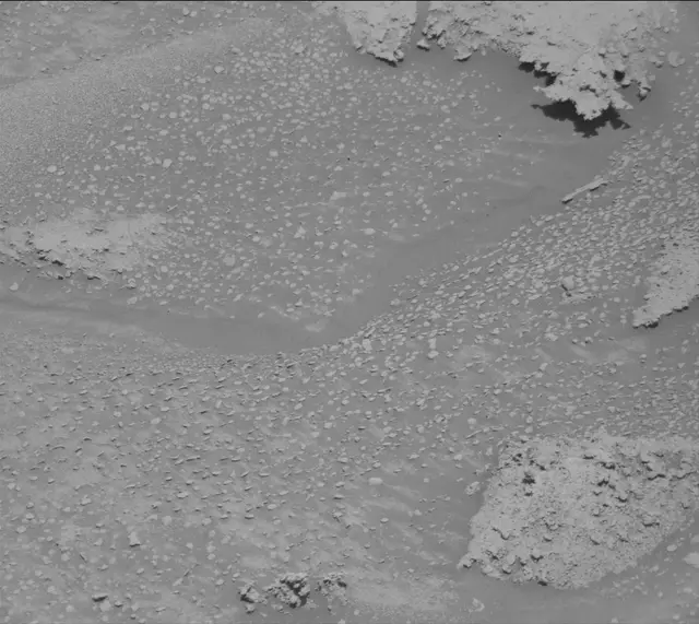 Sol 3868: Mast Camera (Mastcam)