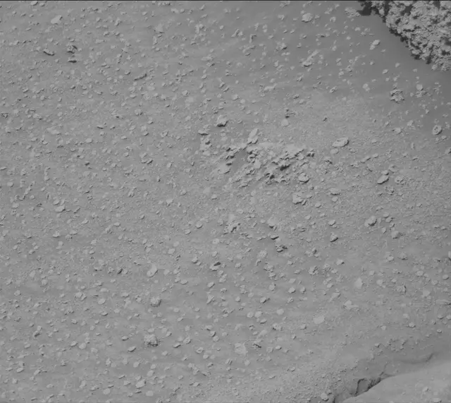 Sol 3868: Mast Camera (Mastcam)