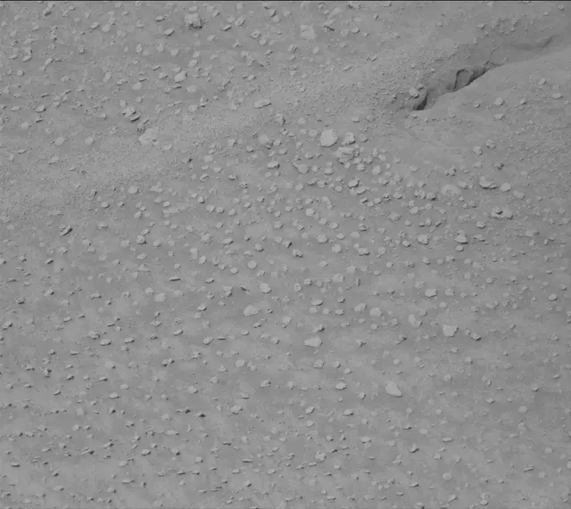 Sol 3868: Mast Camera (Mastcam)