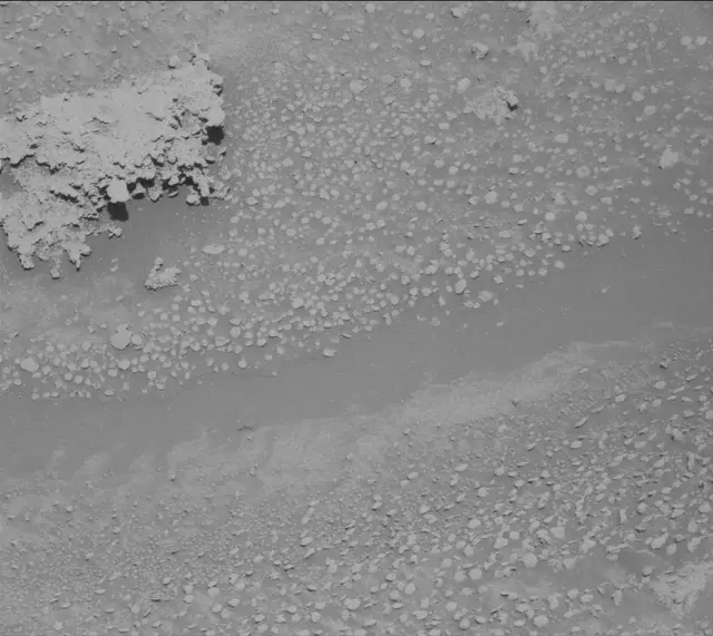 Sol 3868: Mast Camera (Mastcam)