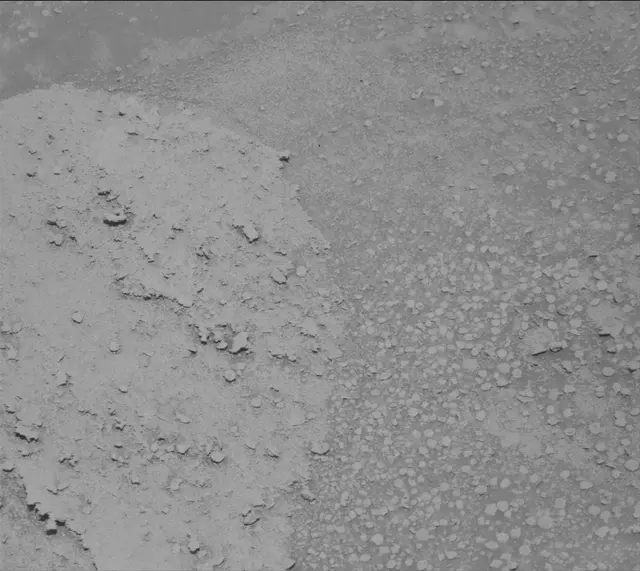 Sol 3868: Mast Camera (Mastcam)