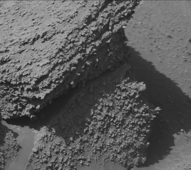 Sol 3869: Mast Camera (Mastcam)