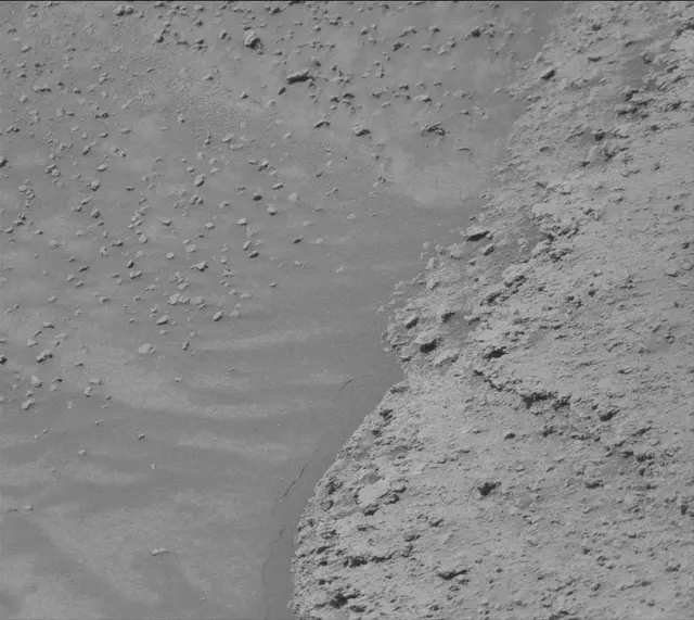 Sol 3869: Mast Camera (Mastcam)