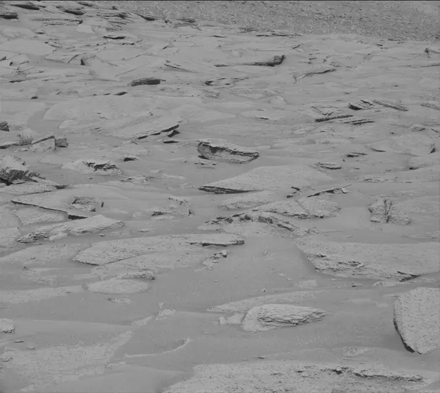 Sol 3870: Mast Camera (Mastcam)