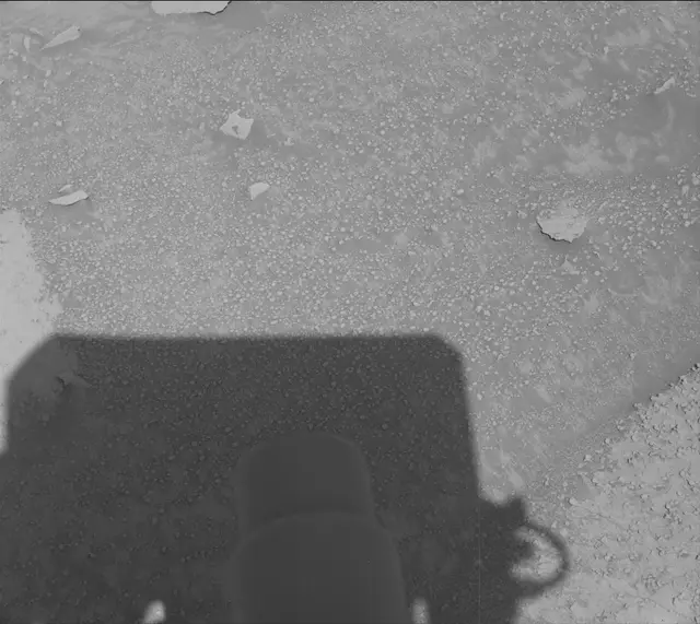 Sol 3870: Mast Camera (Mastcam)