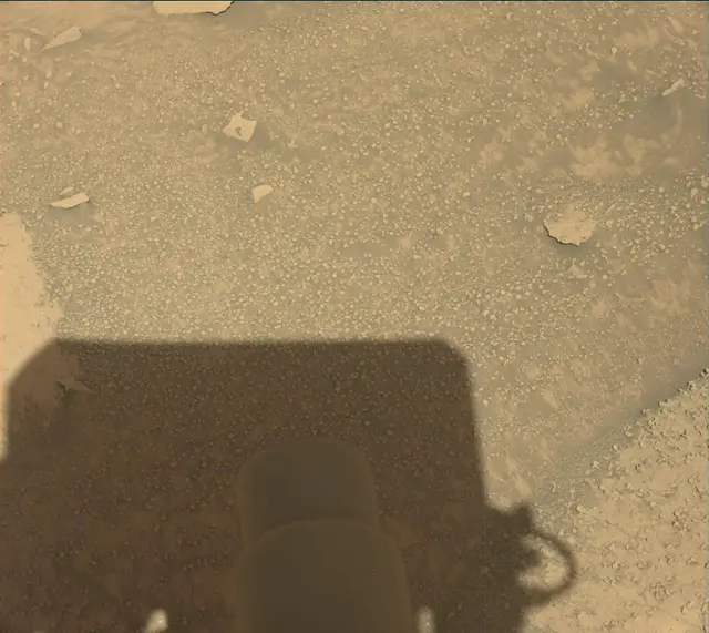 Sol 3870: Mast Camera (Mastcam)