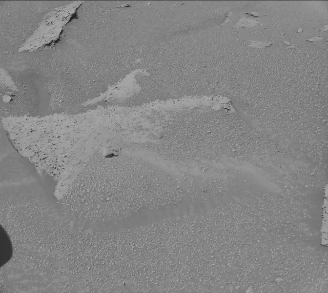 Sol 3870: Mast Camera (Mastcam)