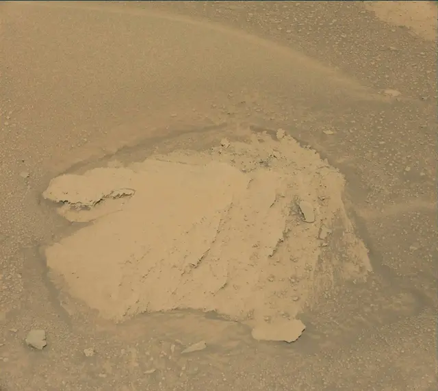 Sol 3870: Mast Camera (Mastcam)