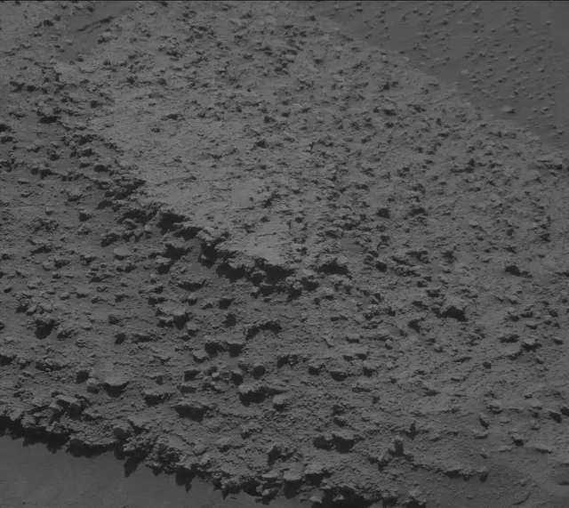 Sol 3870: Mast Camera (Mastcam)