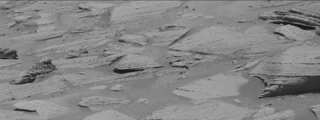Sol 3871: Mast Camera (Mastcam)