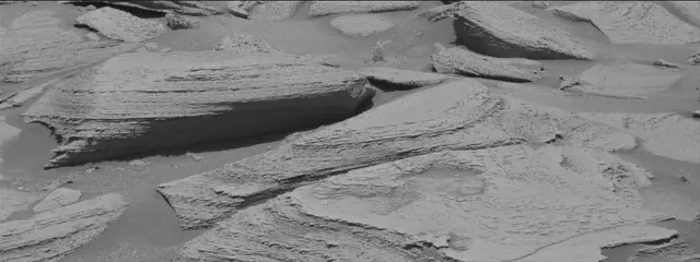 Sol 3871: Mast Camera (Mastcam)