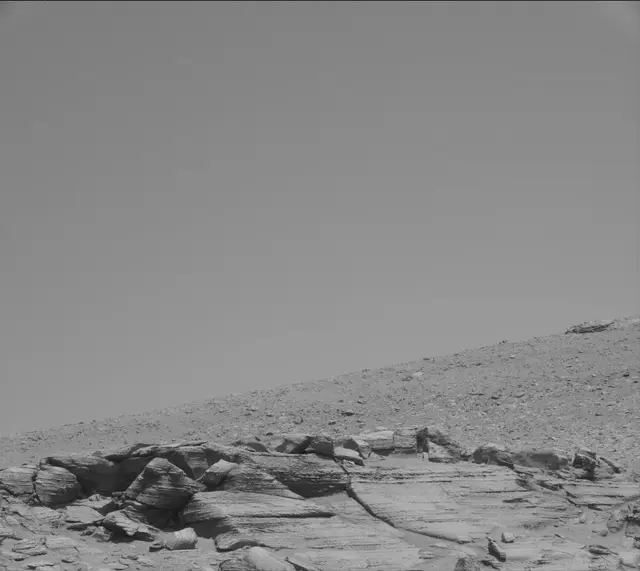 Sol 3871: Mast Camera (Mastcam)