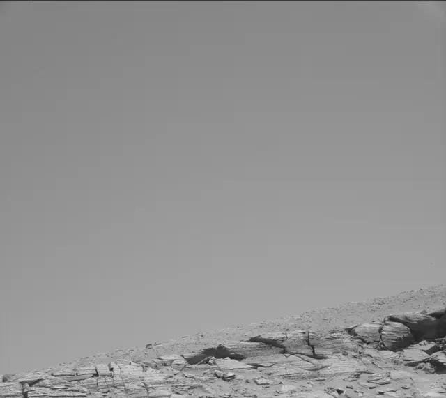 Sol 3871: Mast Camera (Mastcam)