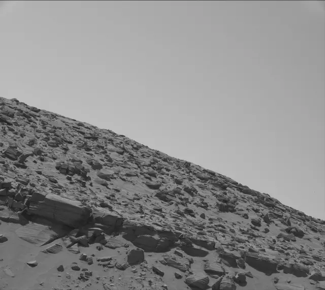 Sol 3871: Mast Camera (Mastcam)