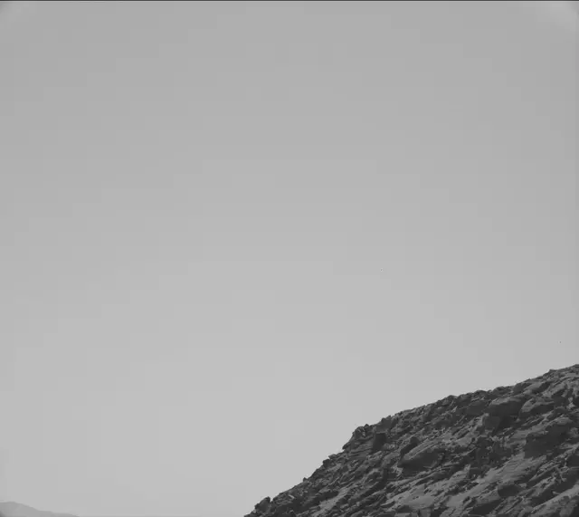 Sol 3871: Mast Camera (Mastcam)