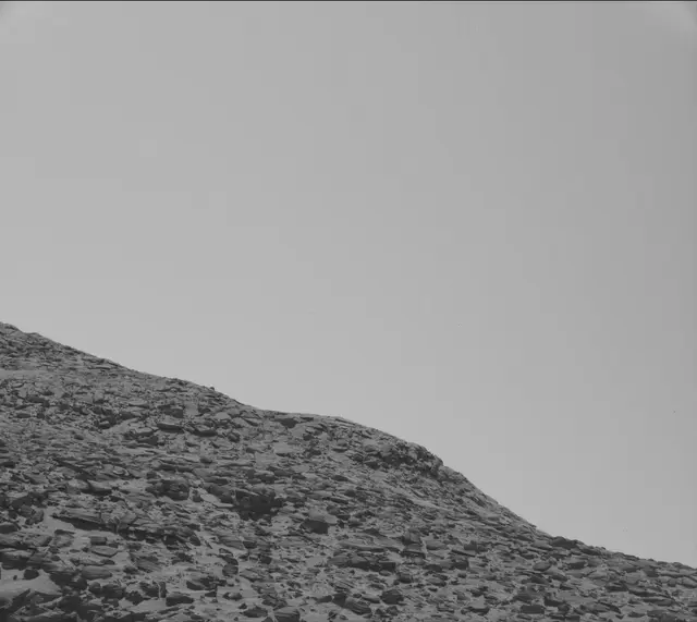 Sol 3871: Mast Camera (Mastcam)