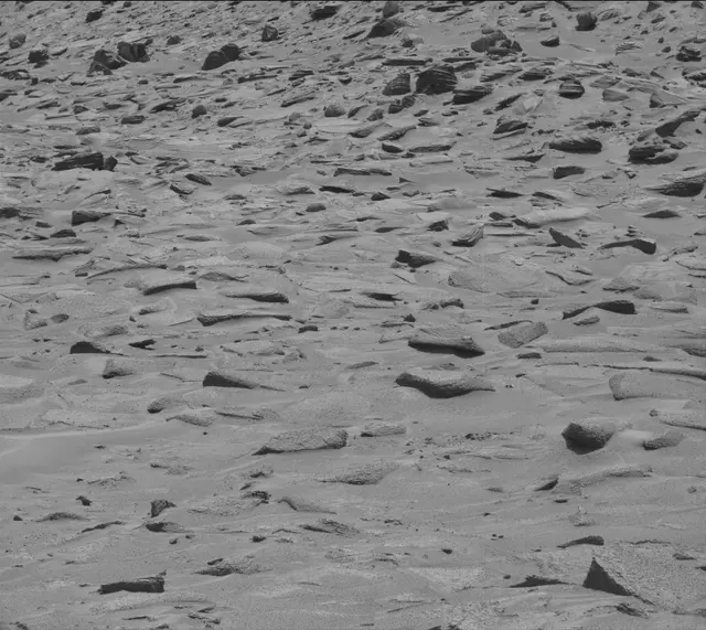 Sol 3871: Mast Camera (Mastcam)