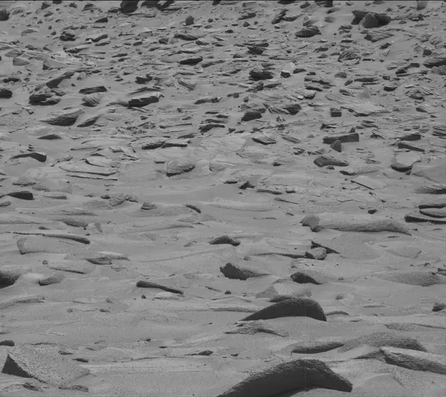 Sol 3871: Mast Camera (Mastcam)