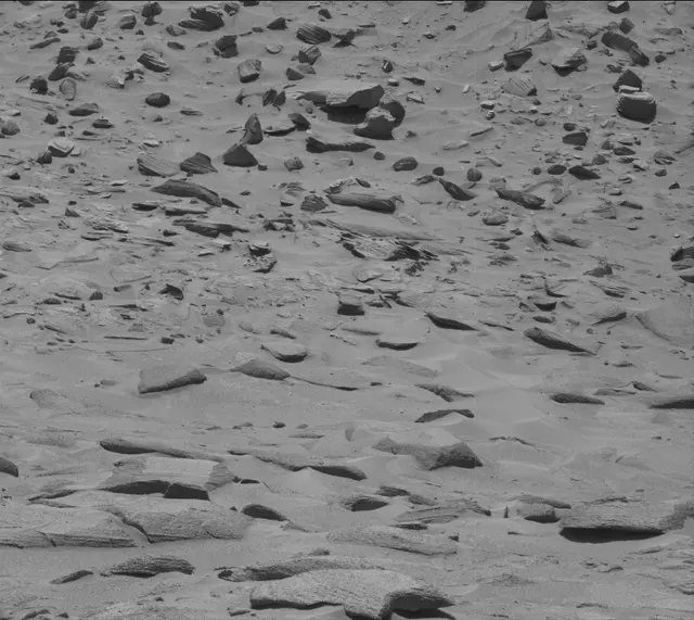Sol 3871: Mast Camera (Mastcam)