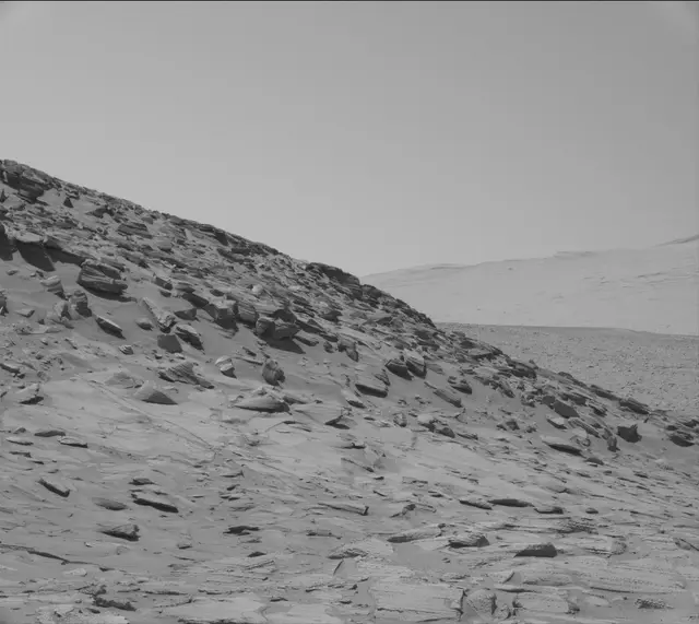 Sol 3871: Mast Camera (Mastcam)