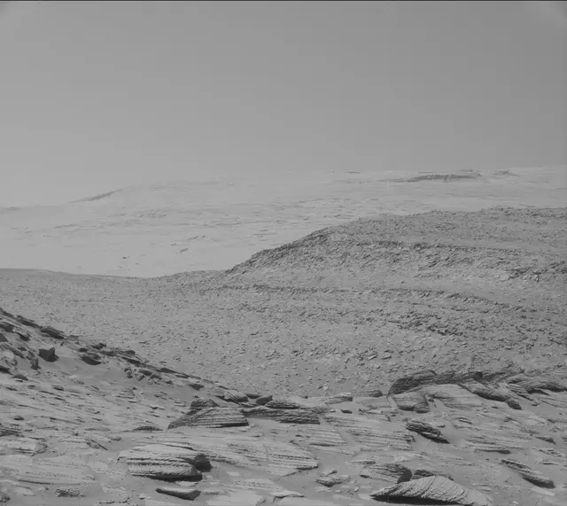 Sol 3871: Mast Camera (Mastcam)