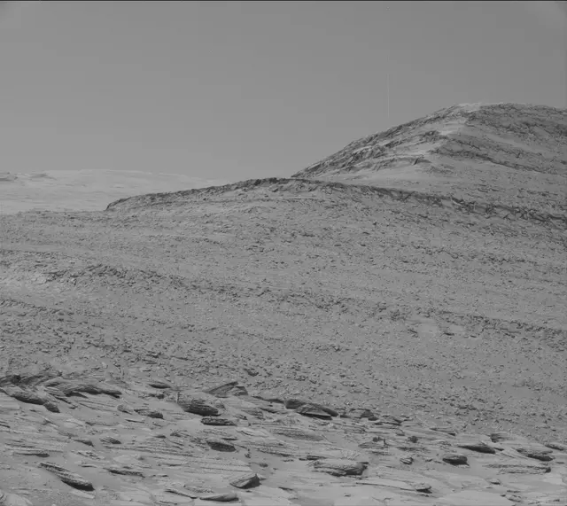 Sol 3871: Mast Camera (Mastcam)