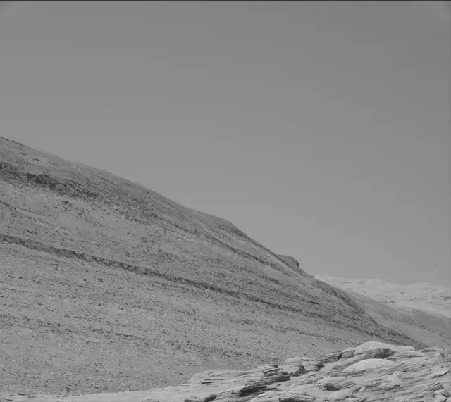 Sol 3871: Mast Camera (Mastcam)