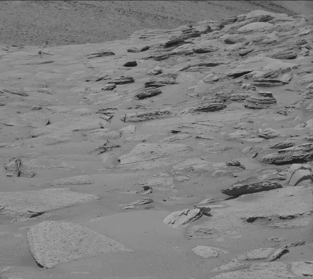 Sol 3871: Mast Camera (Mastcam)