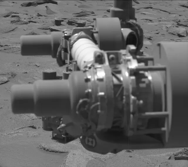 Sol 3871: Mast Camera (Mastcam)